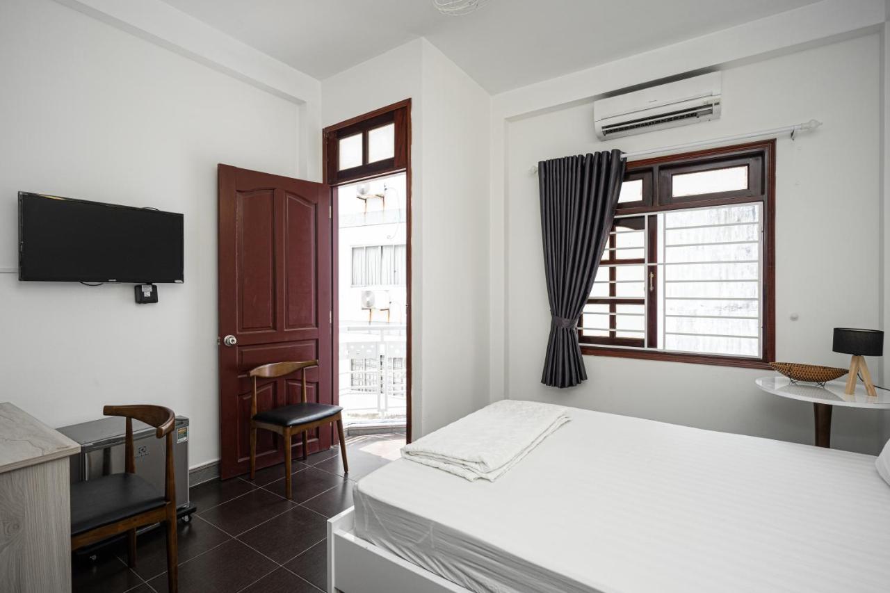 Futuristic Inn Ho Chi Minh City Bagian luar foto