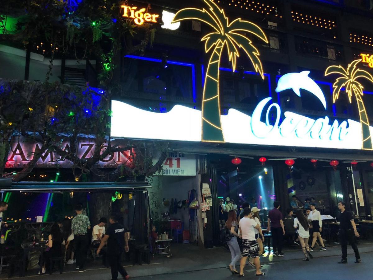 Futuristic Inn Ho Chi Minh City Bagian luar foto