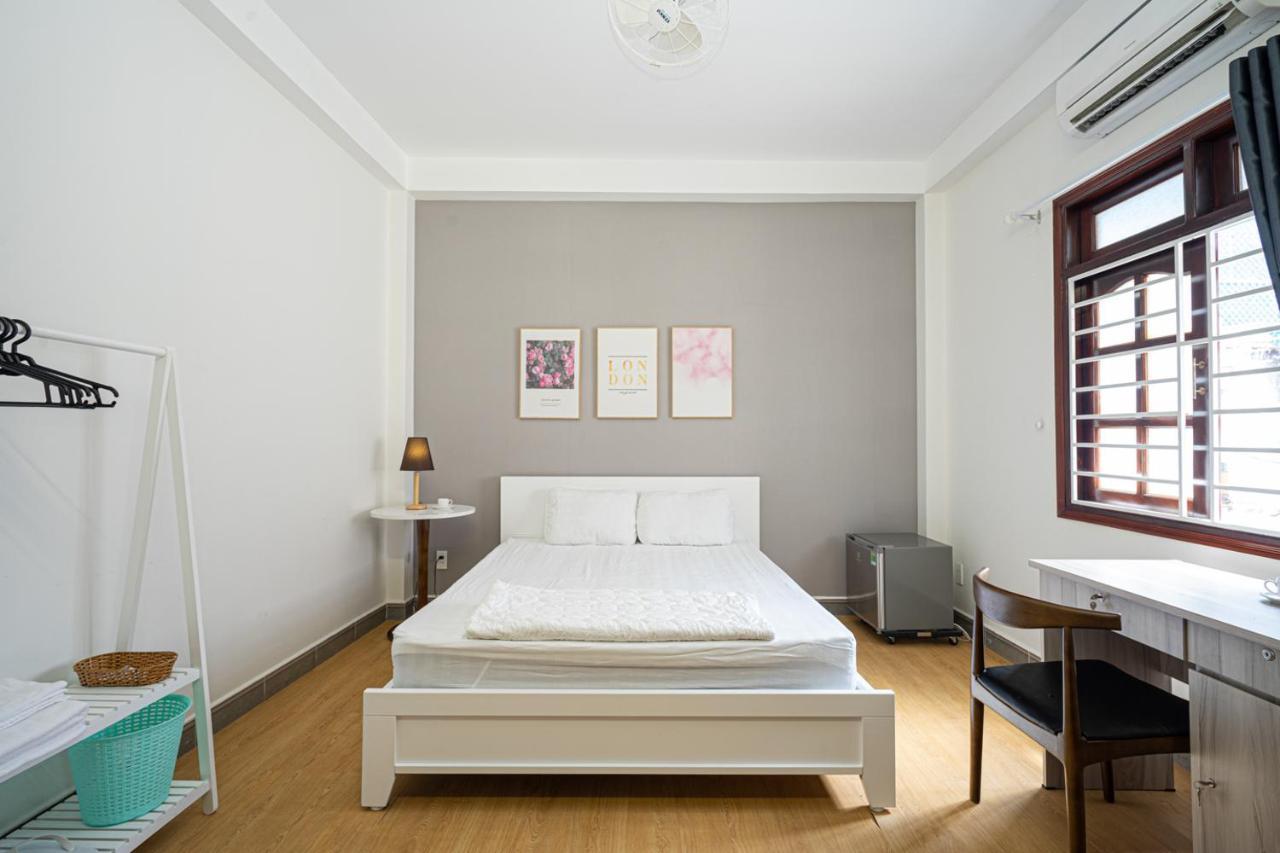 Futuristic Inn Ho Chi Minh City Bagian luar foto